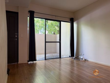 Adelaide CBD - Photo 2