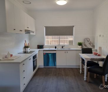 One Bedroom Unit Close To River - Photo 2