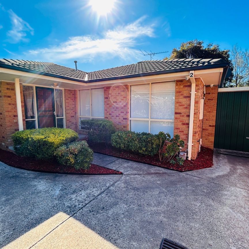 Immaculate Three Bedroom Home in Ideal Location - Photo 1