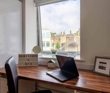 Platinum Studio - Photo 3