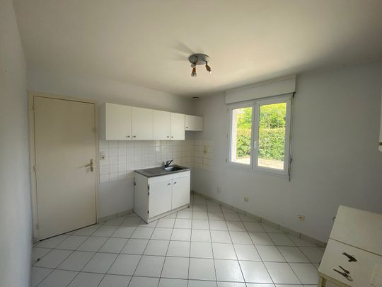 SAINT BERTHEVIN pavillon T5 de 88 m² - Photo 1
