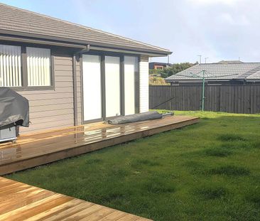 WELCOME TO WATERSIDE LIVING - KOWHAI POINT - Photo 5