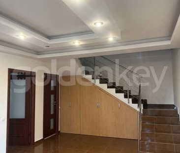 Vilă cu 4 camere potrivita pentru birouri | ID:142459 - Photo 2