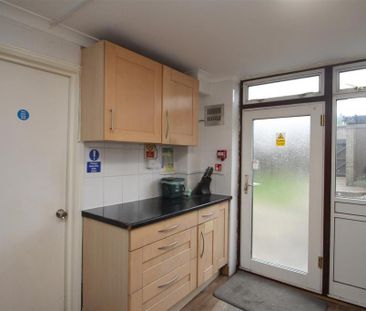 House share to rent - Photo 4