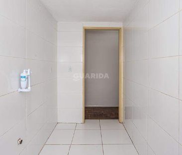 Apartamento com 2 dormitórios para alugar no bairro Tristeza. - COD... - Foto 6