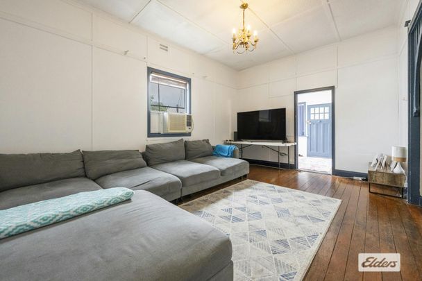 Central, Double Storey Family Home - Photo 1