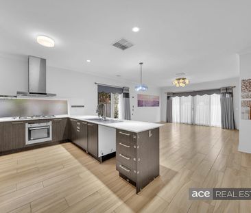 14 Slayton Road, Truganina, Vic 3029 - Photo 6