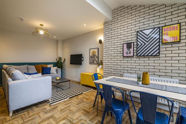 6 bedroom semi-detached house to rent - Photo 1