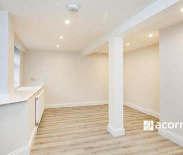 2 bedroom maisonette to rent - Photo 5