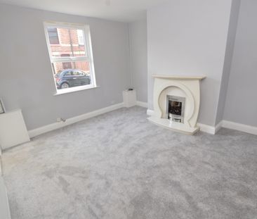 2 Bedroom Terraced House - Photo 1