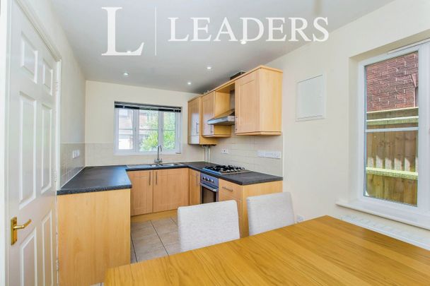 3 bedroom house to rent Thomas Middlecott Drive, Kirton, Boston, PE20 - Photo 1