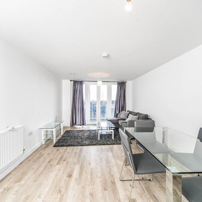 2 bedroom flat to rent - Photo 1