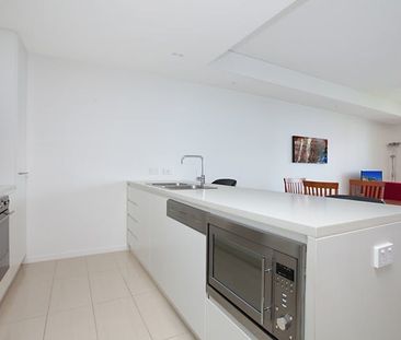 6102/7 Anchorage Court - Photo 4
