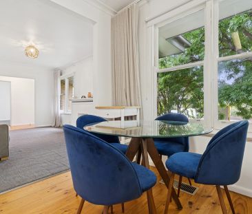 122 MacKenzie Street West - Photo 4