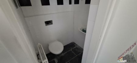 Neusanierte Wohnung mit Jahresbeginn startbereit- wird gerade komplett neu saniert - Photo 2