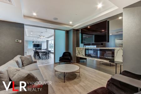 Condo in Vancouver West Side, BC - Photo 5