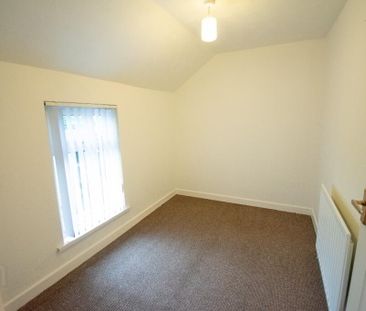 16 Douglas Terrace, Ballymena, BT42 3AP - Photo 2