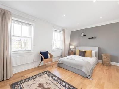 Pelham Street, SW7 - Photo 1
