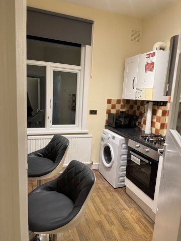 2 Bed Maisonette, Melfort Road, CR7 - Photo 5