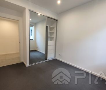 Gorgeous two bedroom apartment for lease - Photo 4