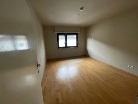 Zentral gelegene Wohnung: Perfekt für WG- und Pärchenleben! - Foto 4