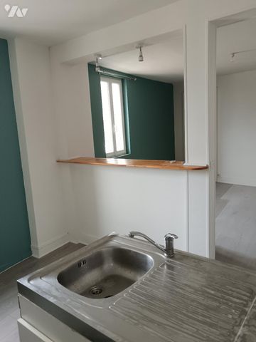 LE MANS - CHASSE ROYALE Studio 26.50m2 SALLE DE DOUCHE AVEC WC, PIECE PRINCIPALE? COIN CUISINE - Photo 3