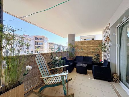 Location Appartement 2 pièces 45m² SARROLA CARCOPINO 20167 - Photo 4