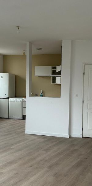 Location Appartement 2 pièces 44m² ARMENTIERES 59280 - Photo 1