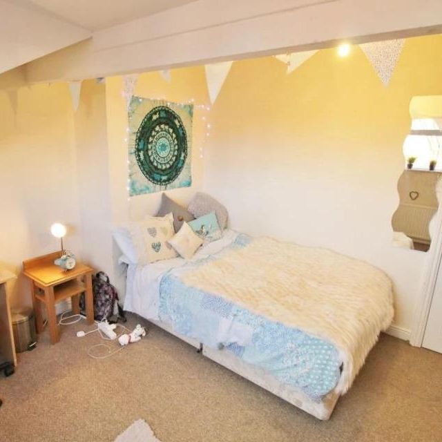 4 bedroom house to rent - Photo 1