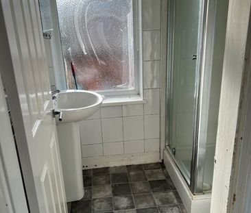 3 Bed Semi-Detached House, Daresbury Road, S2 - Photo 2