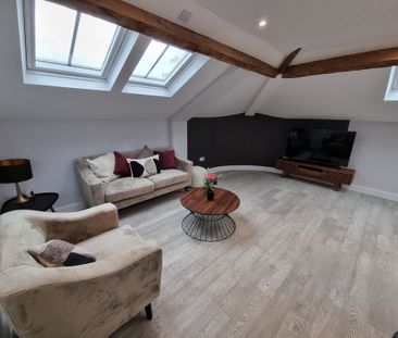 2 Bed Student Accommodation - Photo 2