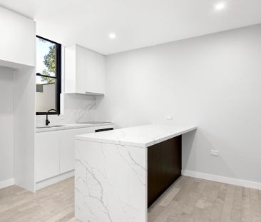 Modern Apartment in the Heart of Erskineville - Photo 2