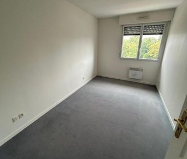 Location Appartement 2 pièces 47m² DOUAI 59500 - Photo 2