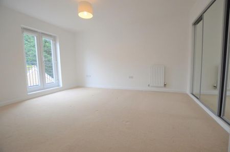 4 bedroom townhouse to rent - Photo 3