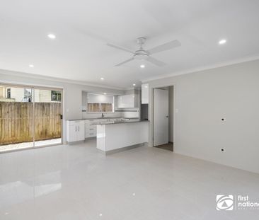 CHARMING FAMILY HOME CLOSE TO BAY IN THORNESIDE - Photo 3