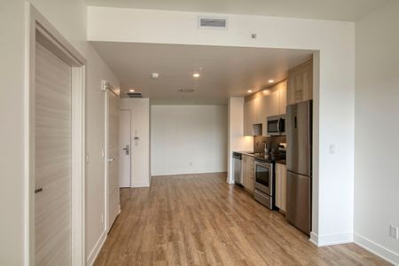 30 Saint-Joseph Est - Photo 3