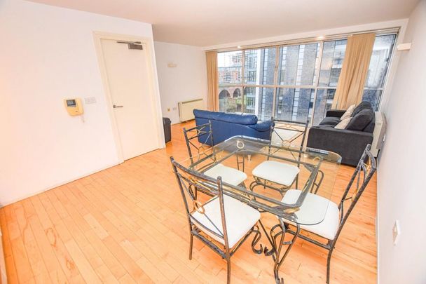 1 bedroom flat to rent - Photo 1