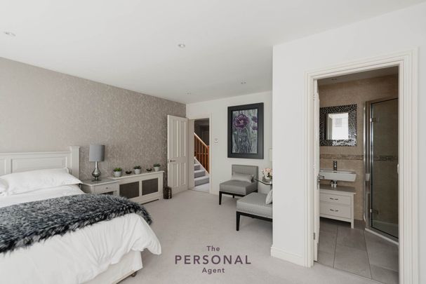 Beechfield, Banstead - Photo 1