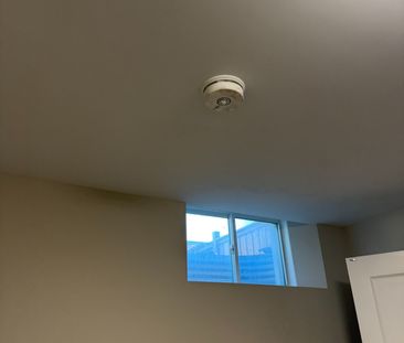 For Lease - 213 Danny Wheeler Boulevard, Georgina, Ontario - Photo 1