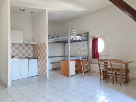 Location Appartement 1 pièce 33m² NARBONNE 11100 - Photo 3