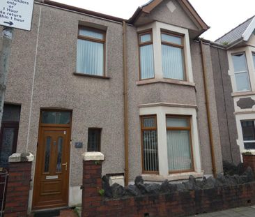 3 bedroom terraced house to rent - Photo 3