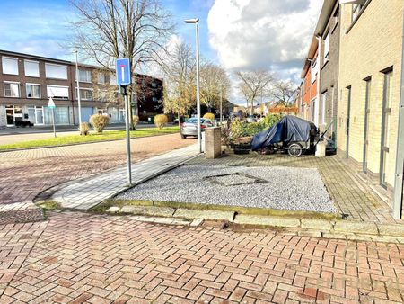 Rustig gelegen Gelijkvloers Appartement met terras - Photo 4