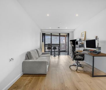 1 bedroom flat to rent - Photo 2