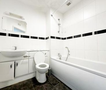 Dorchester Court, London Road, Camberley - Photo 1