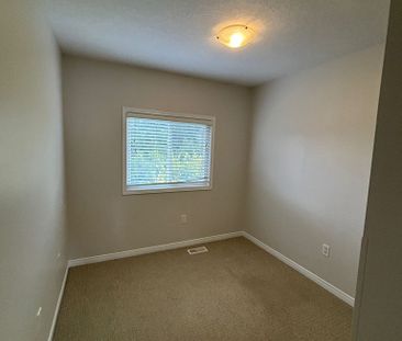 For Lease - 750 Lawrence Street Unit# 97, Cambridge, Ontario - Photo 4