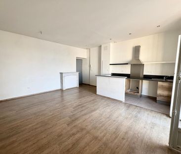 Location Appartement 3 pièces 60m² NICE 06000 - Photo 4