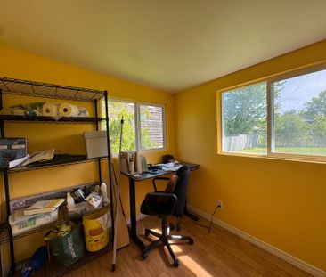 For Lease - 9 Lambrook Drive, Georgina, Ontario - Photo 2