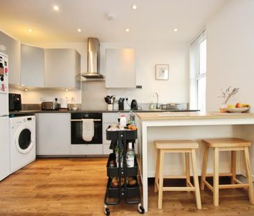 2 bedroom flat to rent - Photo 6