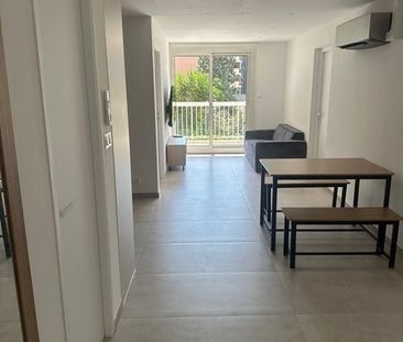 T5 - Photo 2