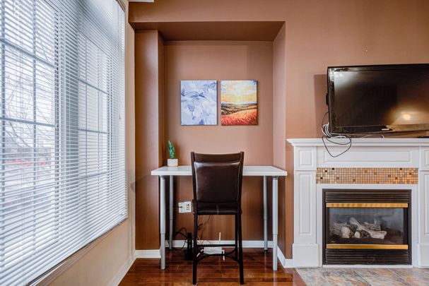 For Lease - 10 Post Oak Drive Unit# 14, Richmond Hill, Ontario - Photo 1